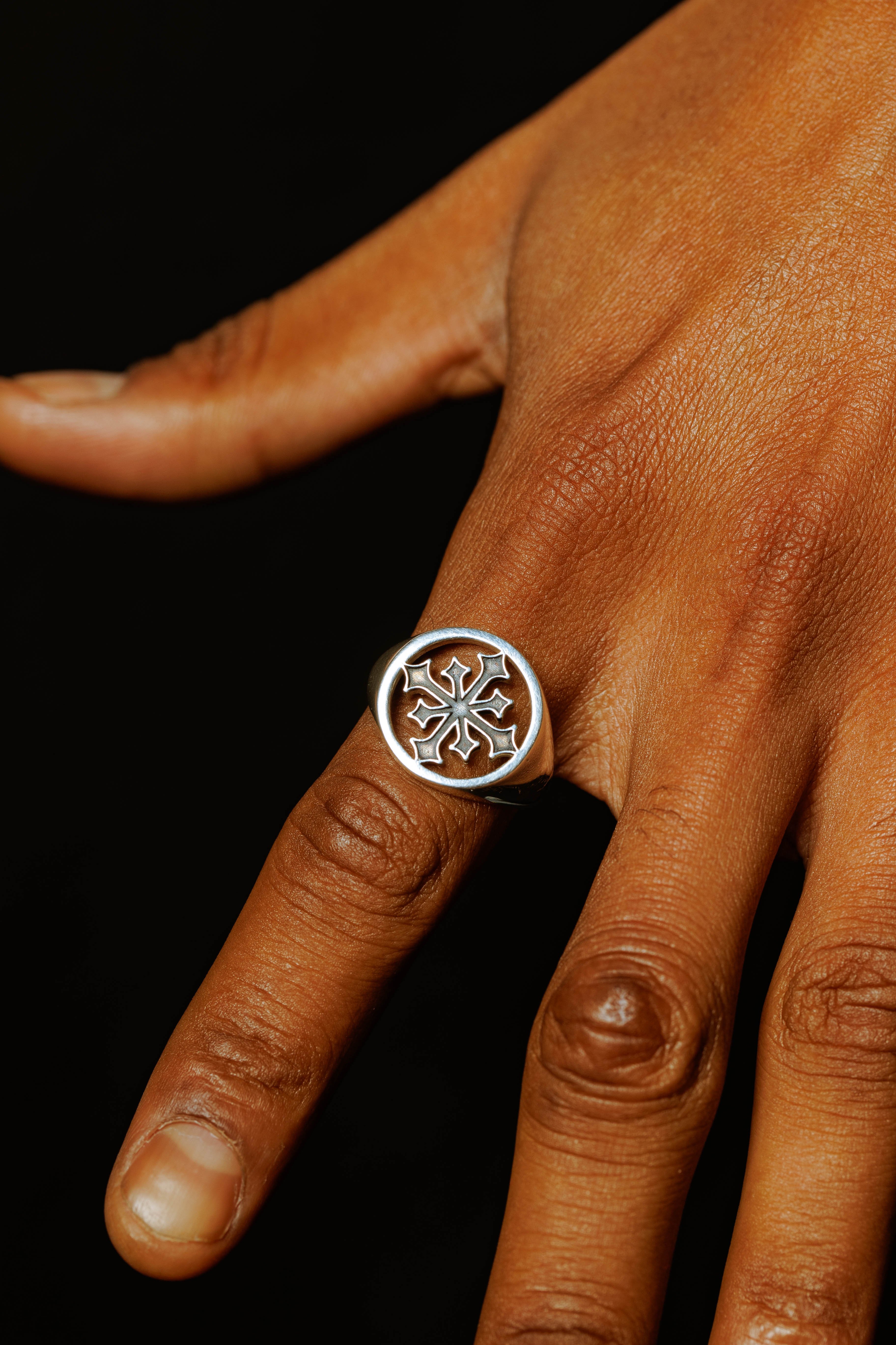 Disorder Cut Out Ring